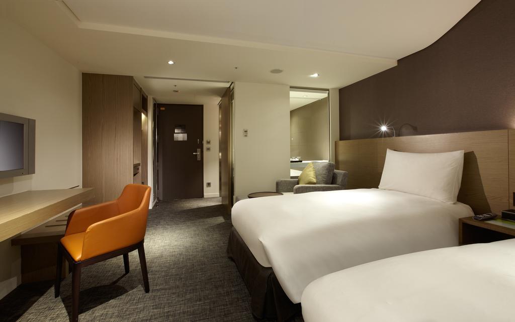 Royal Inn Taipei Linsen - Huashan 1914 Creative Park Room photo